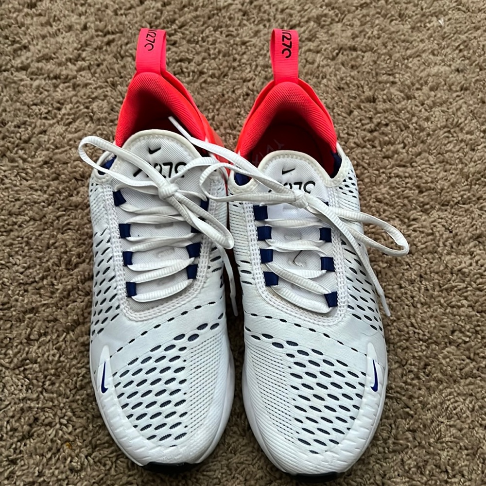Nike AirMax 270